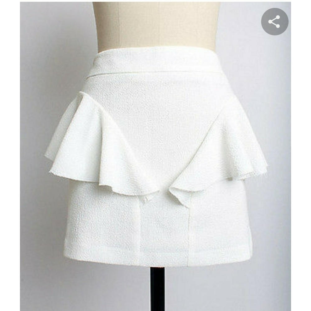 TILDON // edgy-chic ruffle frill textured mini